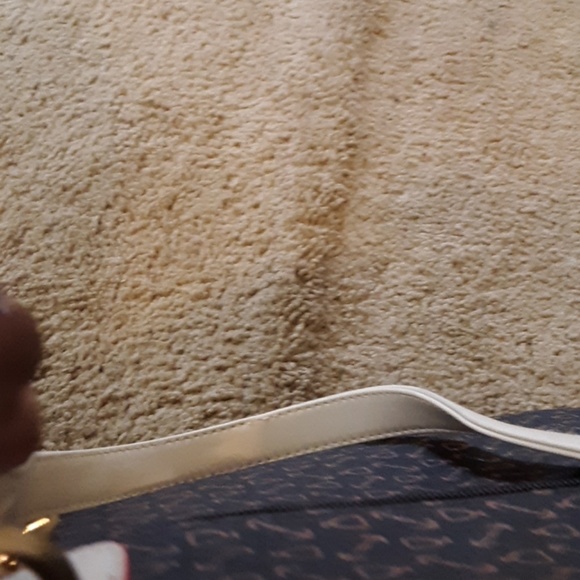 Purse - Picture 6 of 8